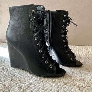 Black Leather Lace Up Wedge Heels With Zipper - Size 8